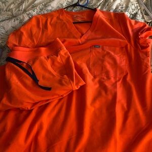 Figs Womens electric Coral scrub set